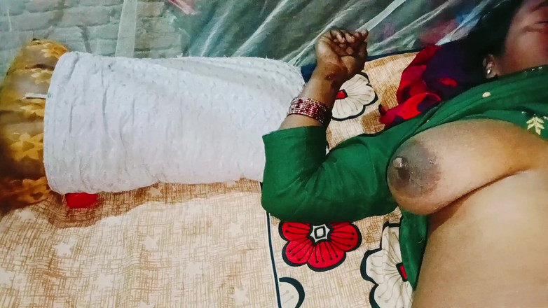 Ghazipur Uttar: Scopandomi duramente lavoro ed eseguito in video desi