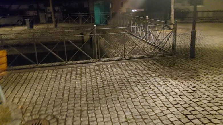 sweetfeet29: Olej v sousedství Pravá nahá