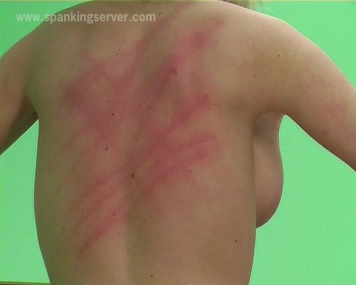 Spanking Server: Daniela Bb Whip Classic10175