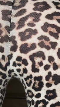 Leggings peidando bombas fedorentas