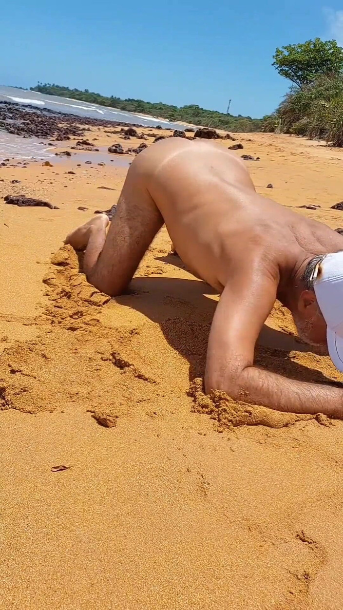 Ladysilvas: Ladysilva Hot Ass on the Beach