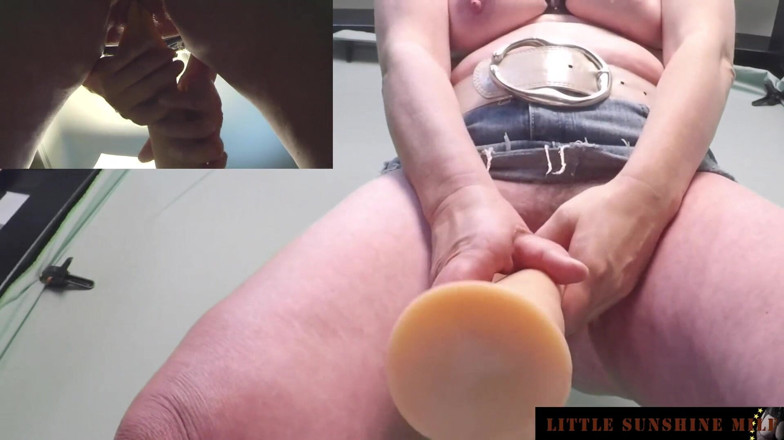 Little Sunshine MILF: Stand up fuck with different toys
