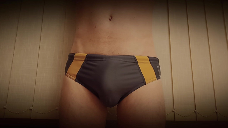 TheOldBigThing: Ereksi yang semakin berkembang dalam batang renang