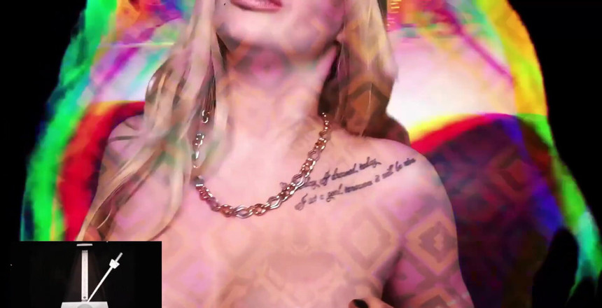 Goddess Misha Goldy: Это другая версия клипа по вызову 3dio ASMR! Транс! Нюхаю и хуй повсюду мои большие силиконовые сиськи!