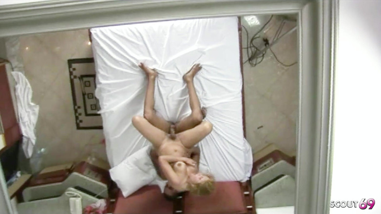 Shemale TS Collection: 호텔에서 애널 따먹히는 금발 라티나 쉬멜