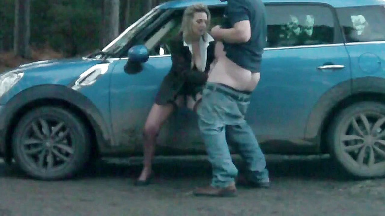 Movies by Louise: în public cu Louise - Mini Film