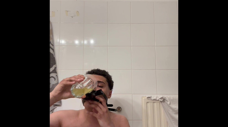 Leroy Schoeller: Leroy schoeller का अपना पेशाब