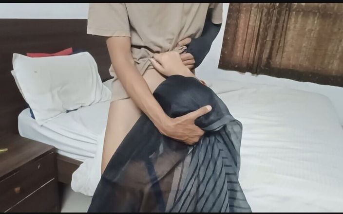 Priya ki Papa: 私のストリッパー蜃気楼元カノが帰ってきた深夜の告白ガールフレンド