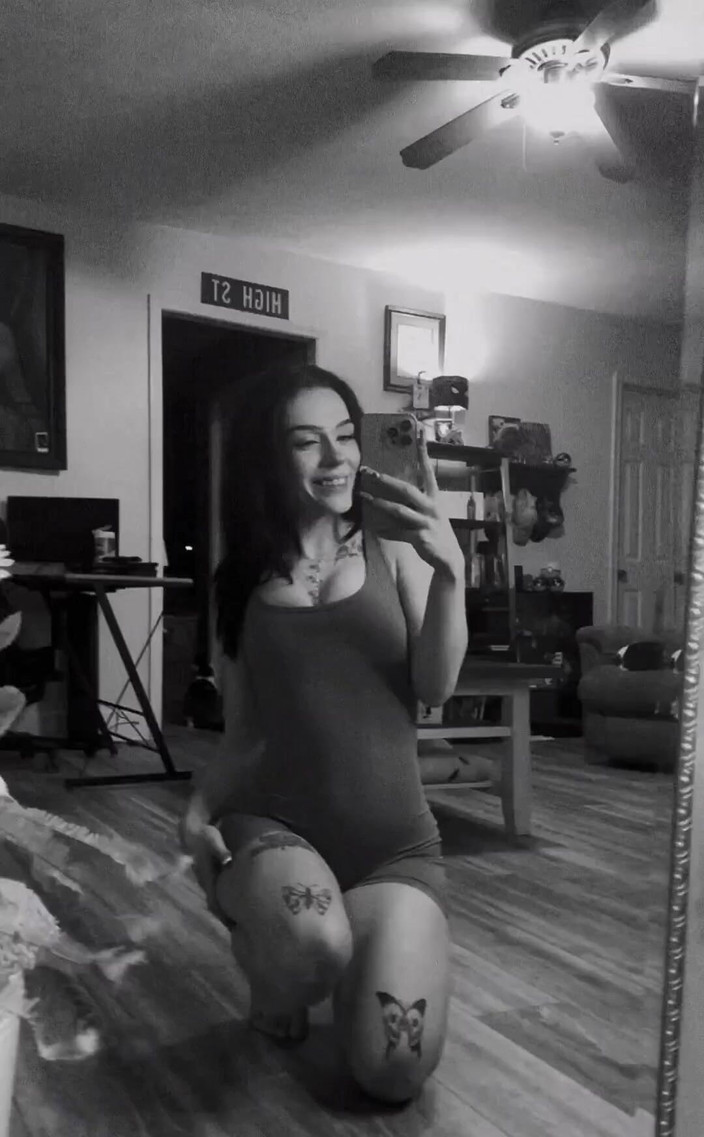 Kinkee Karma: Twój będzie tak ciężko, kiedy mnie widzisz rozciągać i do...