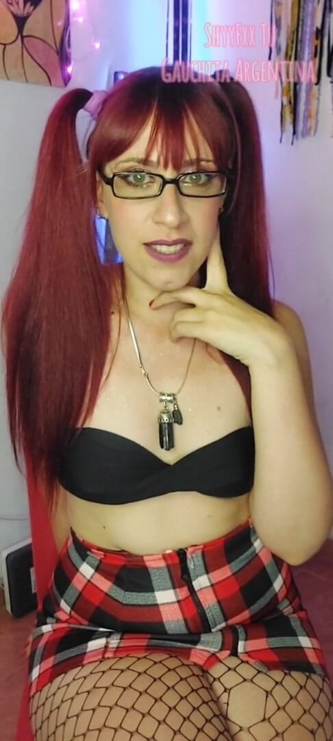 Tu Gauchita Argentina: Shyyfxx, deine beste freundin macht deinen schwanz hart mit ihrer...