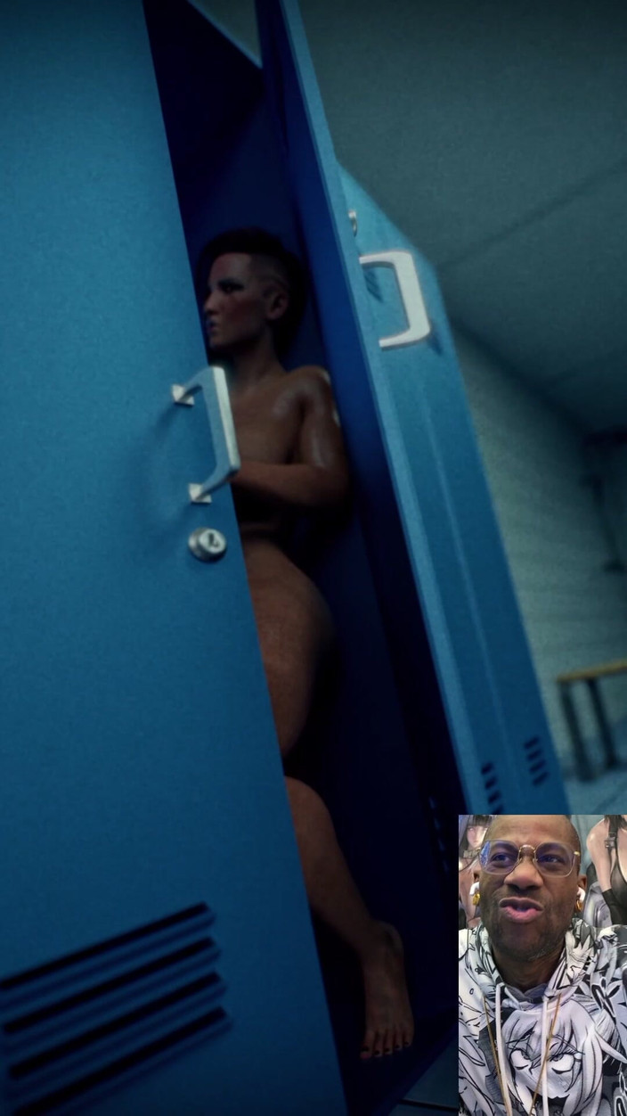 L6RD7BLU3 FUTA: Panam se fait enculer par V transsexuelle dans les vestiaires...