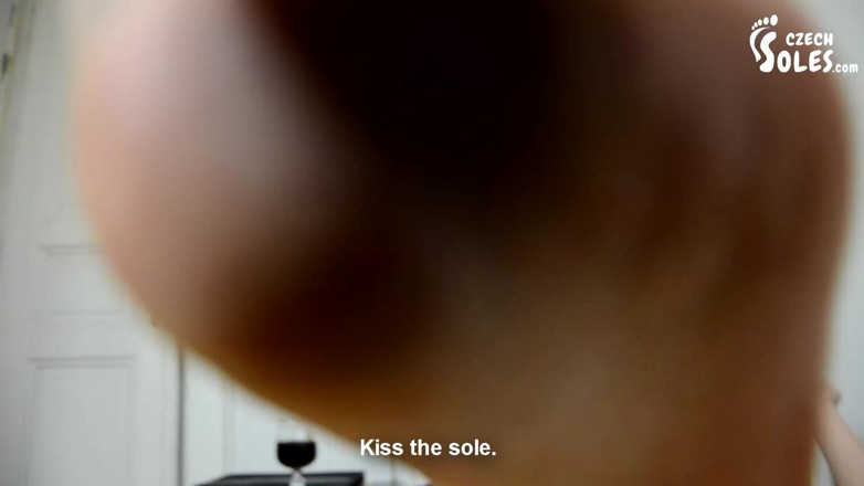Czech Soles - foot fetish content: Bossy pemegang saham memesan awak