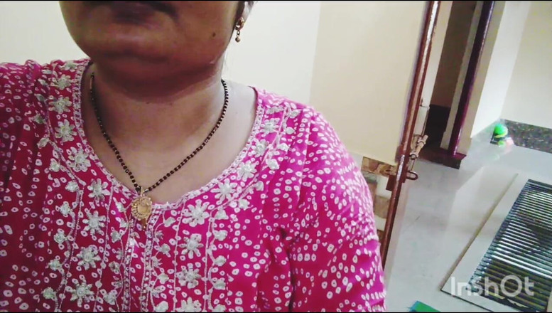 Cute brandy: Utilisez un préservatif de dragon de 10 pouces avec une femme...