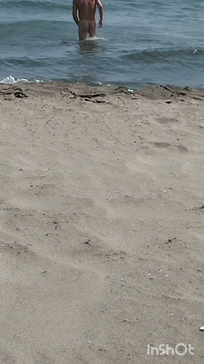 Morbosete000: Na plaży nago