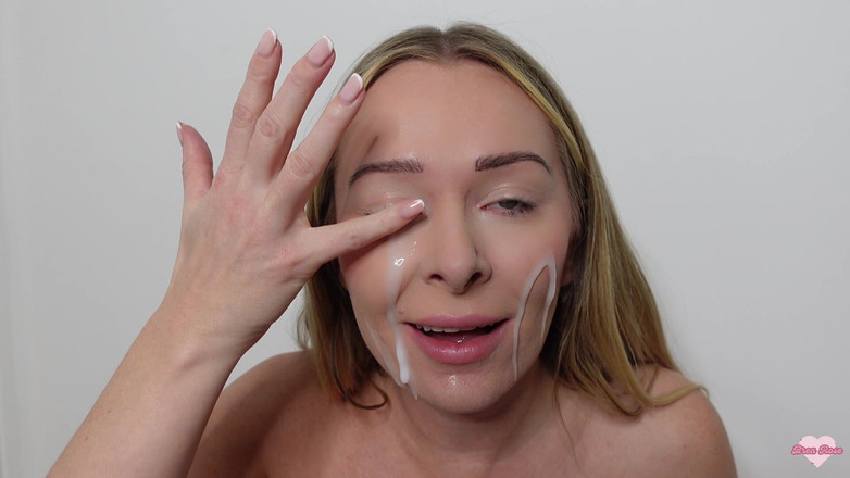 Brea Rose: सौतेले बेटे के दोस्त पोर्नस्टार चोदने लायक मम्मी का हाथ उधार देते हैं