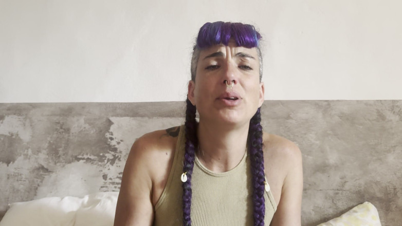 Goddess Maya: Bocinando, mamando la nariz + muchos mocos