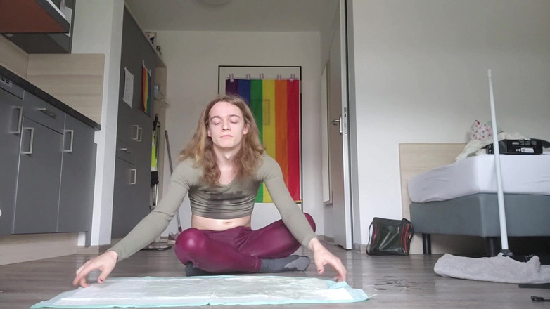 kassyyy: Zase čůrá do stejných legín.