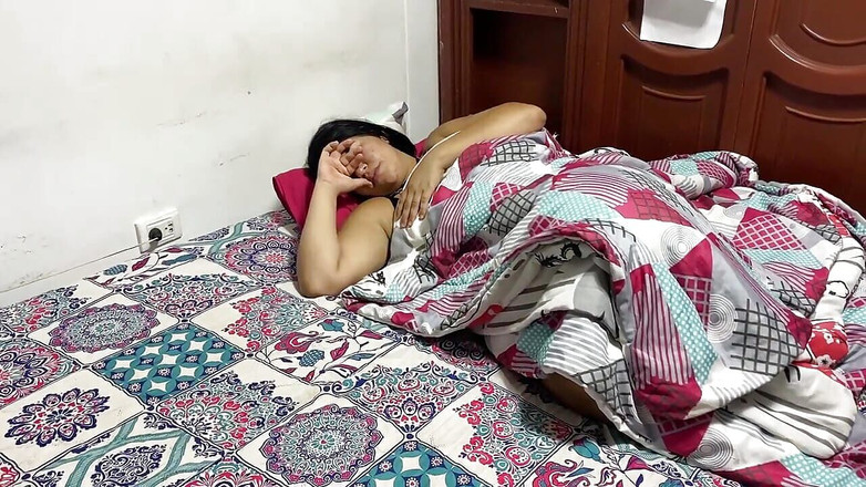 Joraul: 寝取られた夫が家を出るとき、私は義理の兄弟をファックします