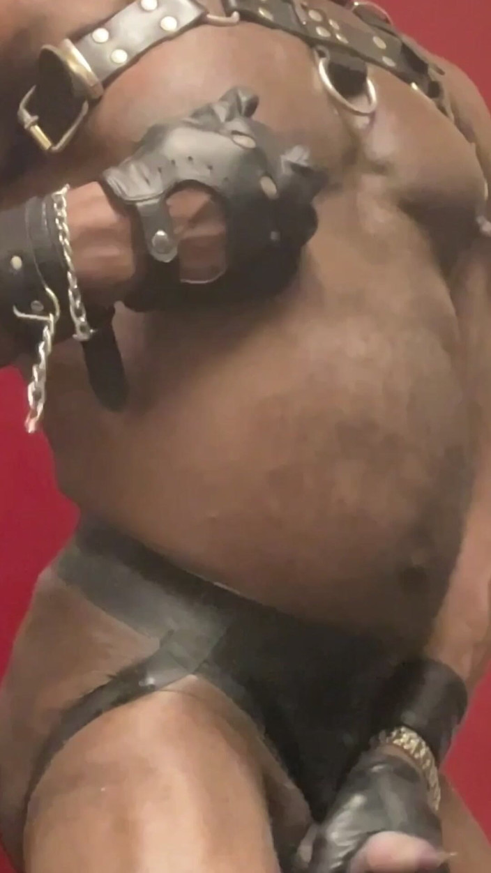 Black mature kinky muscle: Černé svaly BBC Velký zadek Kůže Latex Flex a Wank