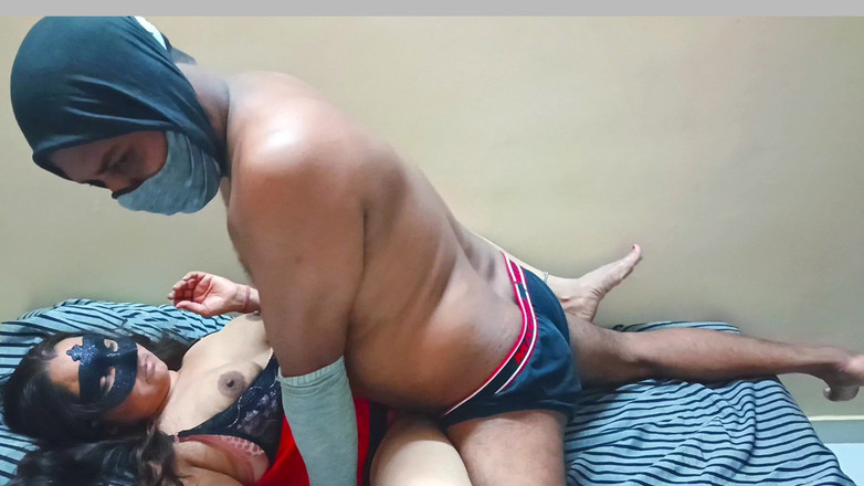 Cyan Vector32: Matrigna viene la mia stanza