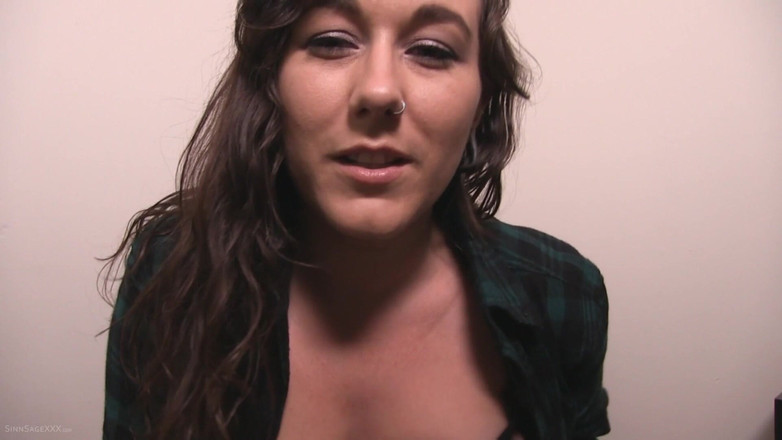 Sinn Sage: Bercakap Kotor Dengan Saya Yang Menampilkan Sinn Sage