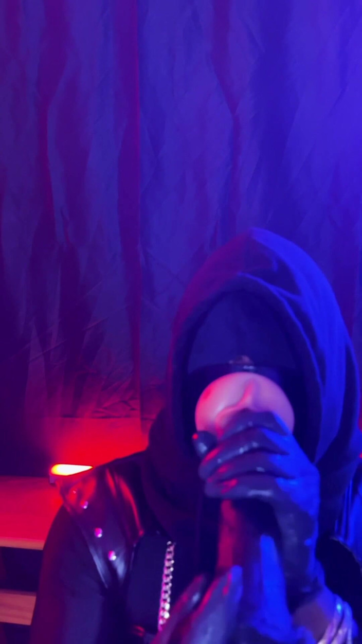 DipsoDeep: Fleshlight Blowjob Simulation