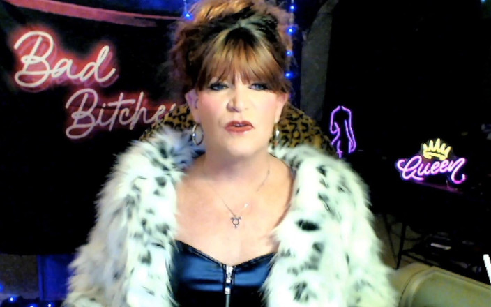 FemmeCheri120: 毛皮で剥ぎ取るふしだらな女