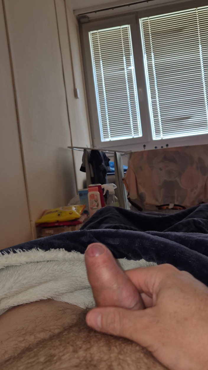 FeaturedLock451: They Won't Stand up but I'll Squirt