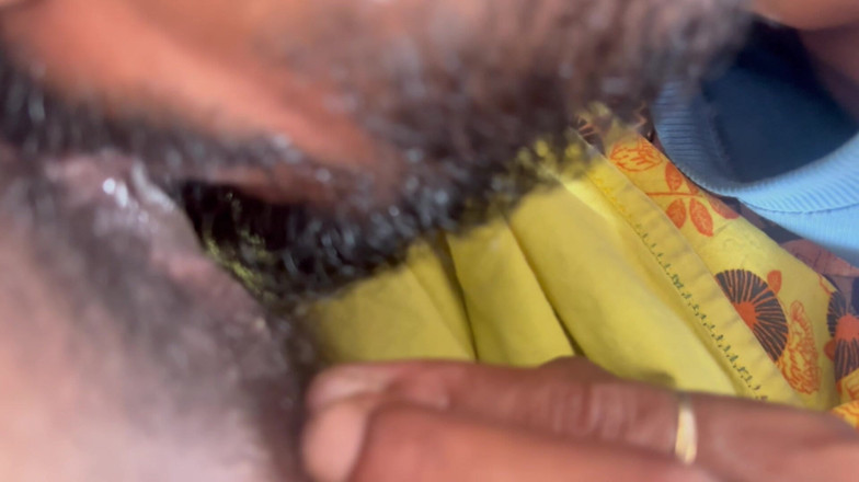 Mary V: 继母和继子在泰米尔语中玩awsome性爱