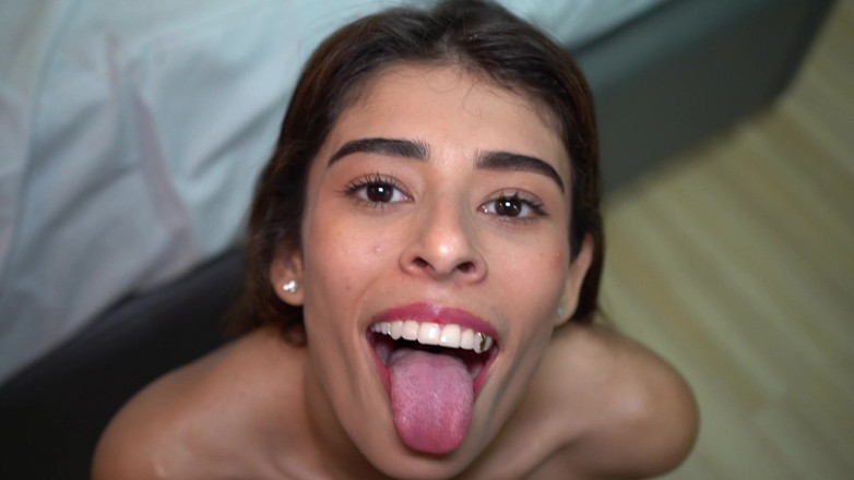 Valentino Roca TV: Analsex med petite, lekfulla latina