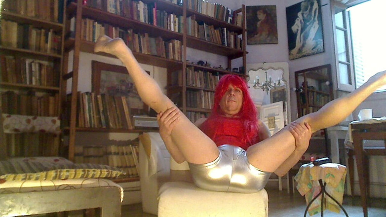 Dildo Man and Cross Hard Sex: Man ass and red wig very exciting