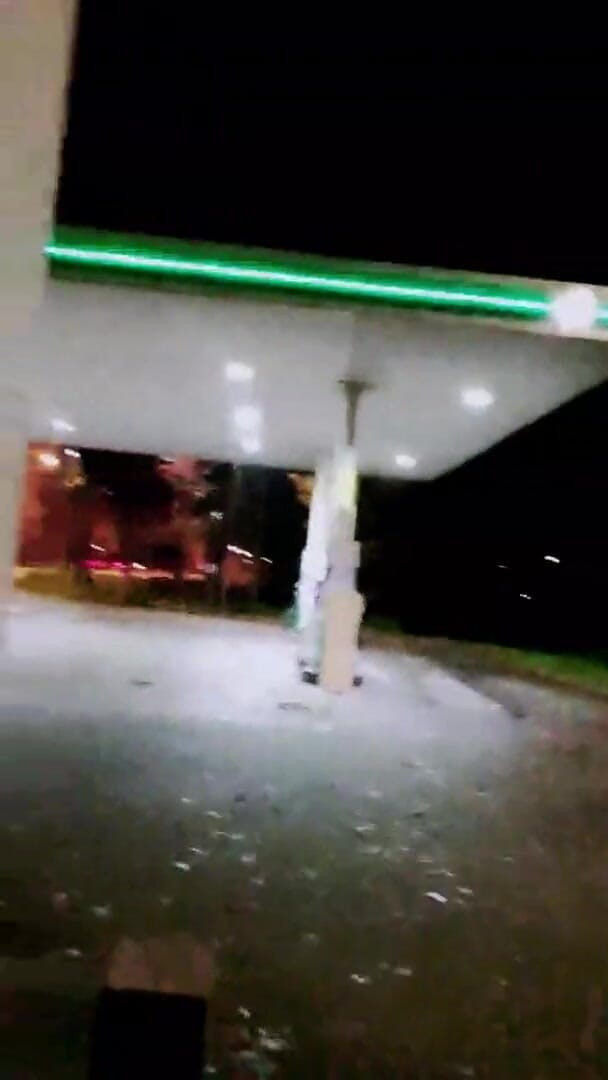 Slutboyben: Slutboyben cam4 beyin sikiliyor açık havada domuz ii benzin istasyonu...