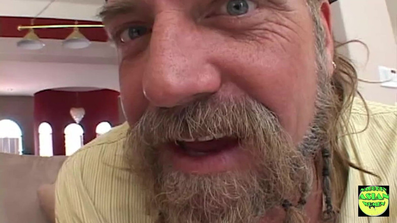 Naughty Asian Women: Tia Tanaka se rend chez un modèle mais finit par...