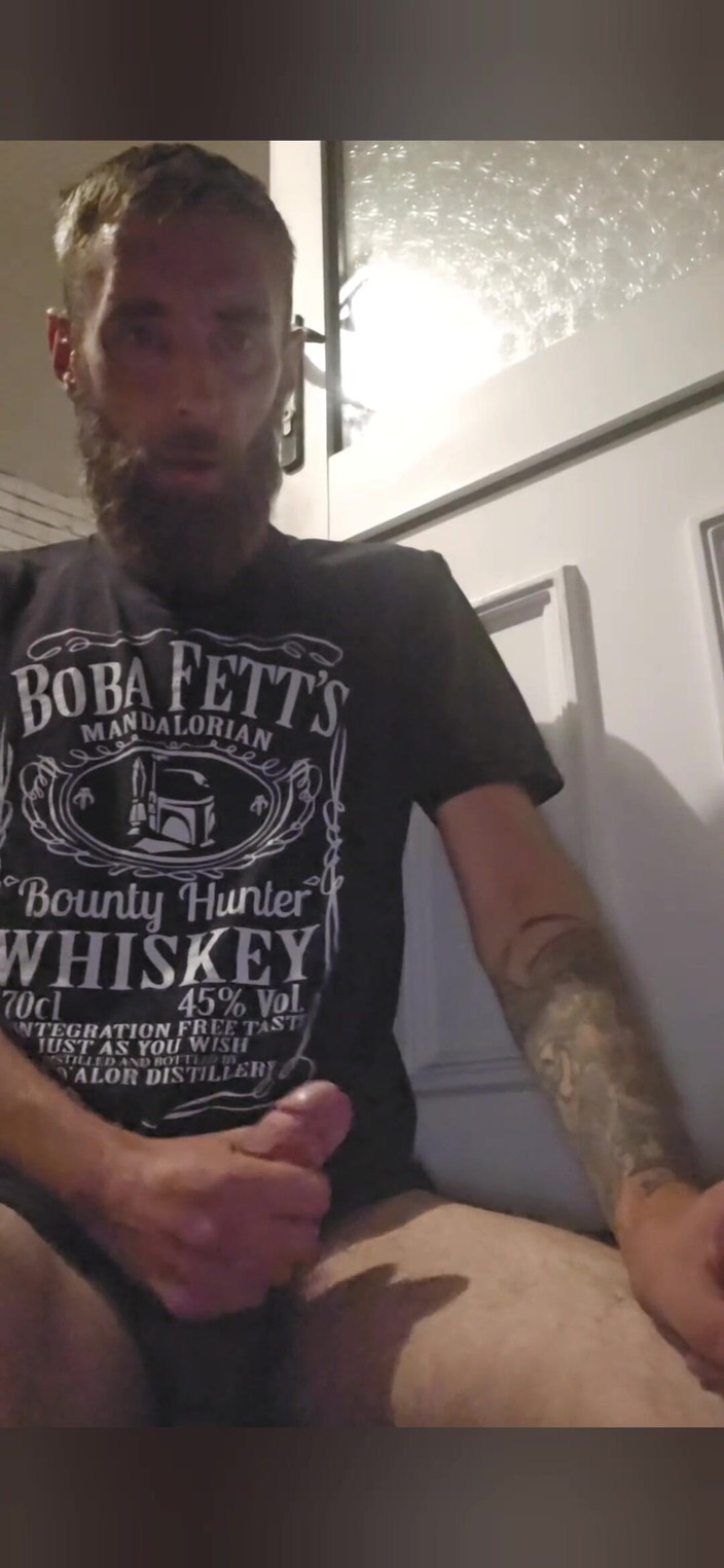 Smoking stoker: Batang besar melancap dengan fetish merokok dengan pancutan mani