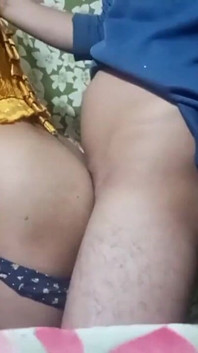 Bengali Bhabhi Ki Chudayi Karate Huyeee Patti