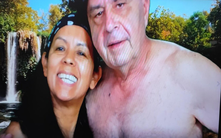 ADAMANDEVE: Masáž v tropické přírodě s Adamandeve a Lupo