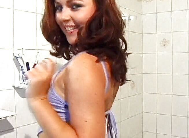 Analiscius: Non ne ha mai abbastanza di un grosso cazzo nel...