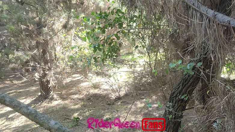 Only Riderqueen BBW Step Mom Latina Alone: Riderqueen Bersendirian, di luar, video untuk peminat