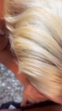 Con đĩ tóc vàng lưới cá bị bbc chơi tập thể ở Vegas