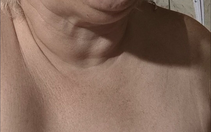 HerculesnVENUS: As Pretty as She Please She Gets Down on Her...