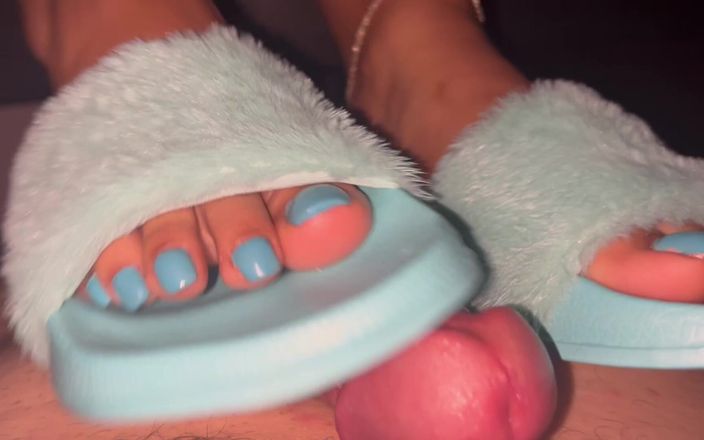Latina malas nail house: Trampling His Cock in My New Sandals with Matching Nails!