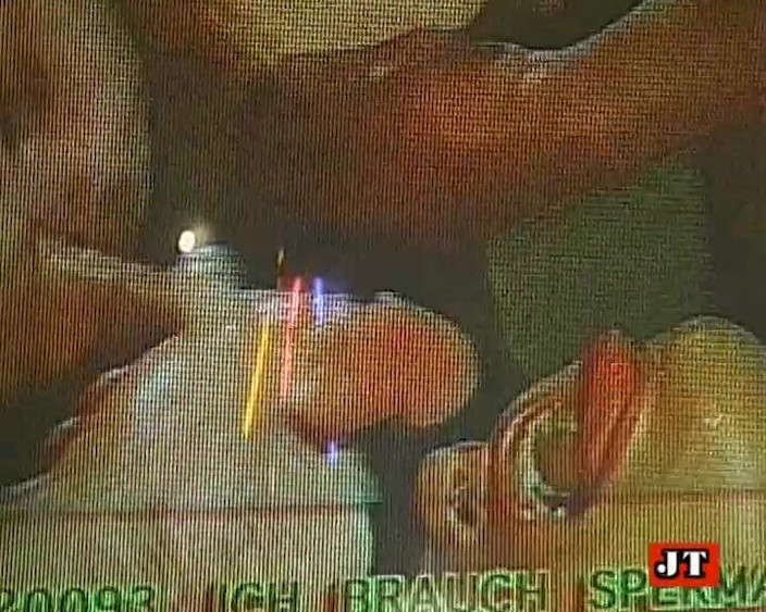 GGG John Thompson OLD STYLE: Sperma Ataca Putas Empapadas De Semen En Salvaje Frenesí Facial