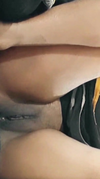 Indian Village House Wife Want to Fingring in Pussy