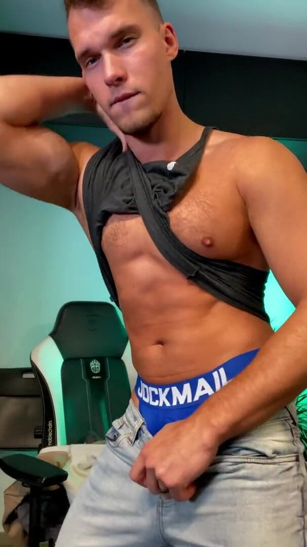 Lovely John: Stripping down naked! Eat my ass out !
