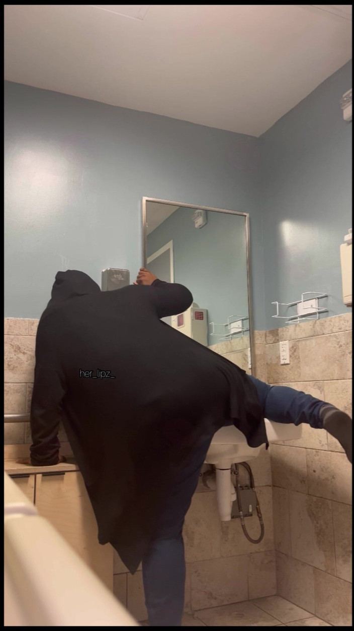 Anye Meshell: MMMM Ini Adalah Beberapa Video Throwback Nakal Terbaik Saya!