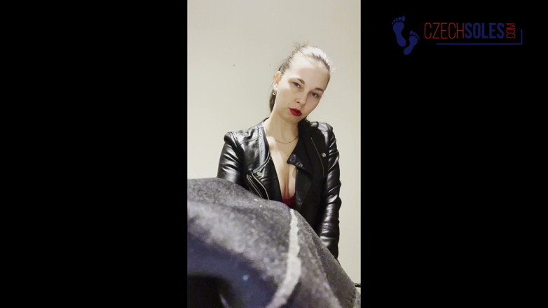 Czech Soles - foot fetish content: JOI 지침으로 부츠 지배, POV