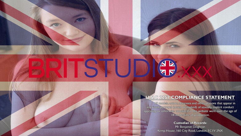 Brit Studio: O curvă pakistaneză este futută în grup de bătrâni