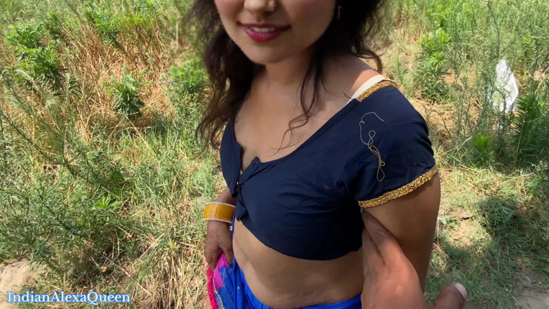 IndianAlexaQueen: Bella indiana desi chachi prima volta sesso fuori porta di...