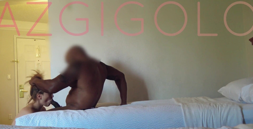 AZGIGOLO: wickedaveena берет перерыв от своего куколда, чтобы должным образом соблазниться и трахнуться с настоящим мужчиной ... НАСЛАЖДАТЬСЯ!!