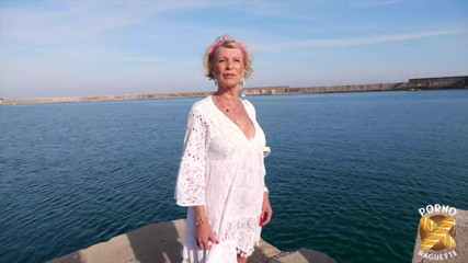 Porno Baguette: Eva 70 years old still wants two beautiful cocks